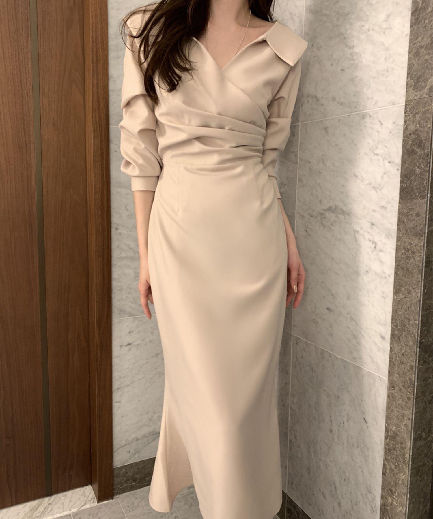 Vネックマーメイドラインドレス 韓国ファッション ハイウエスト[品番