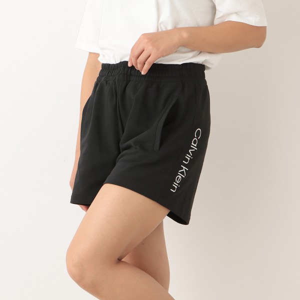 タグ付き新品 CALVIN KLEIN ショートパンツ - パンツ