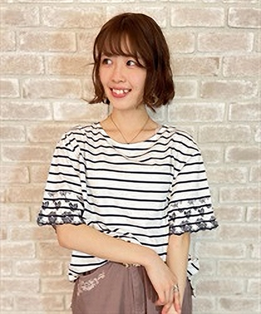 袖刺繍ボーダーＴシャツ[品番：IGAW0000128]｜axes femme