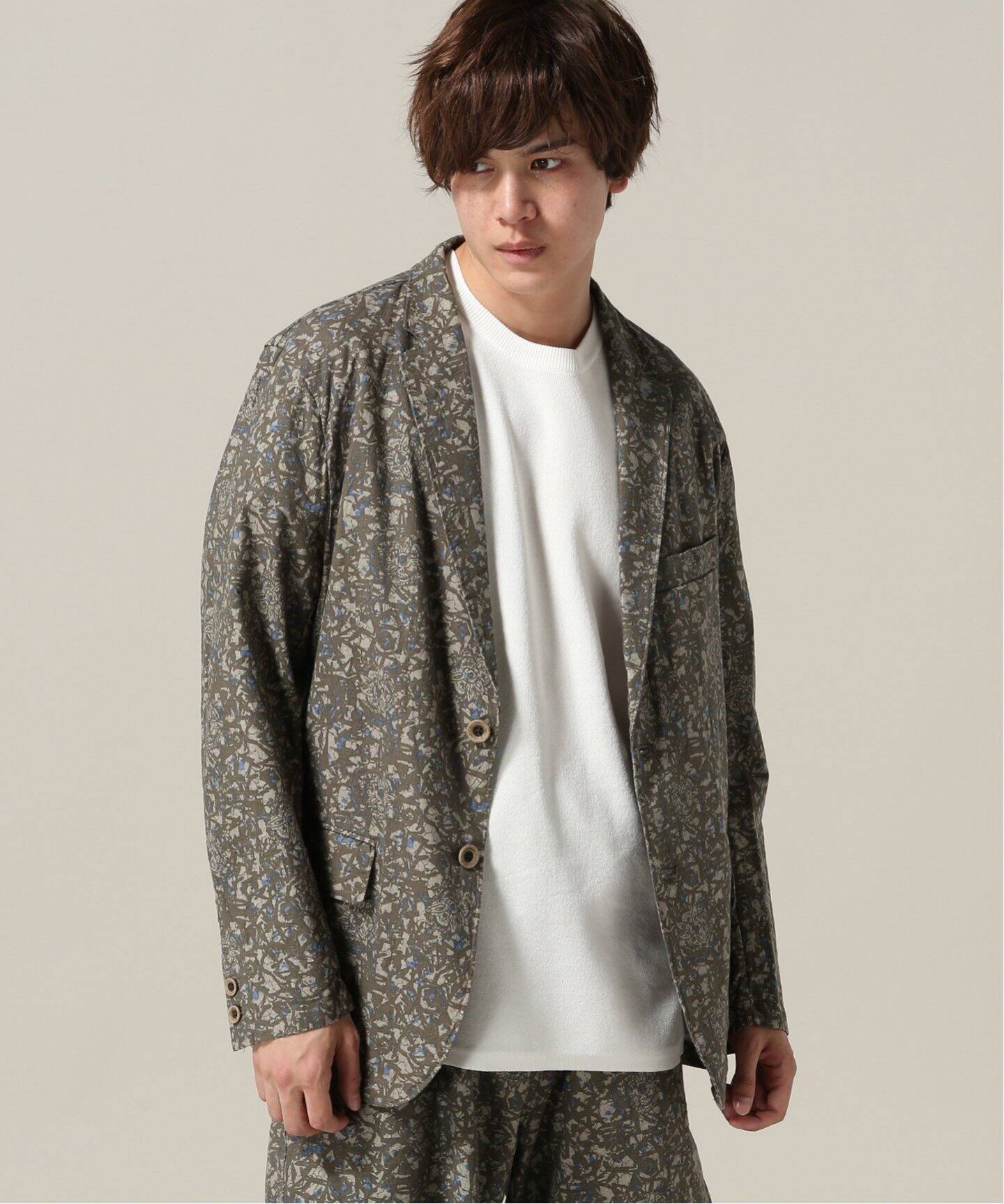 グッチ シルクバティック ジャケットブラウス Lサイズ - arenales.com.br