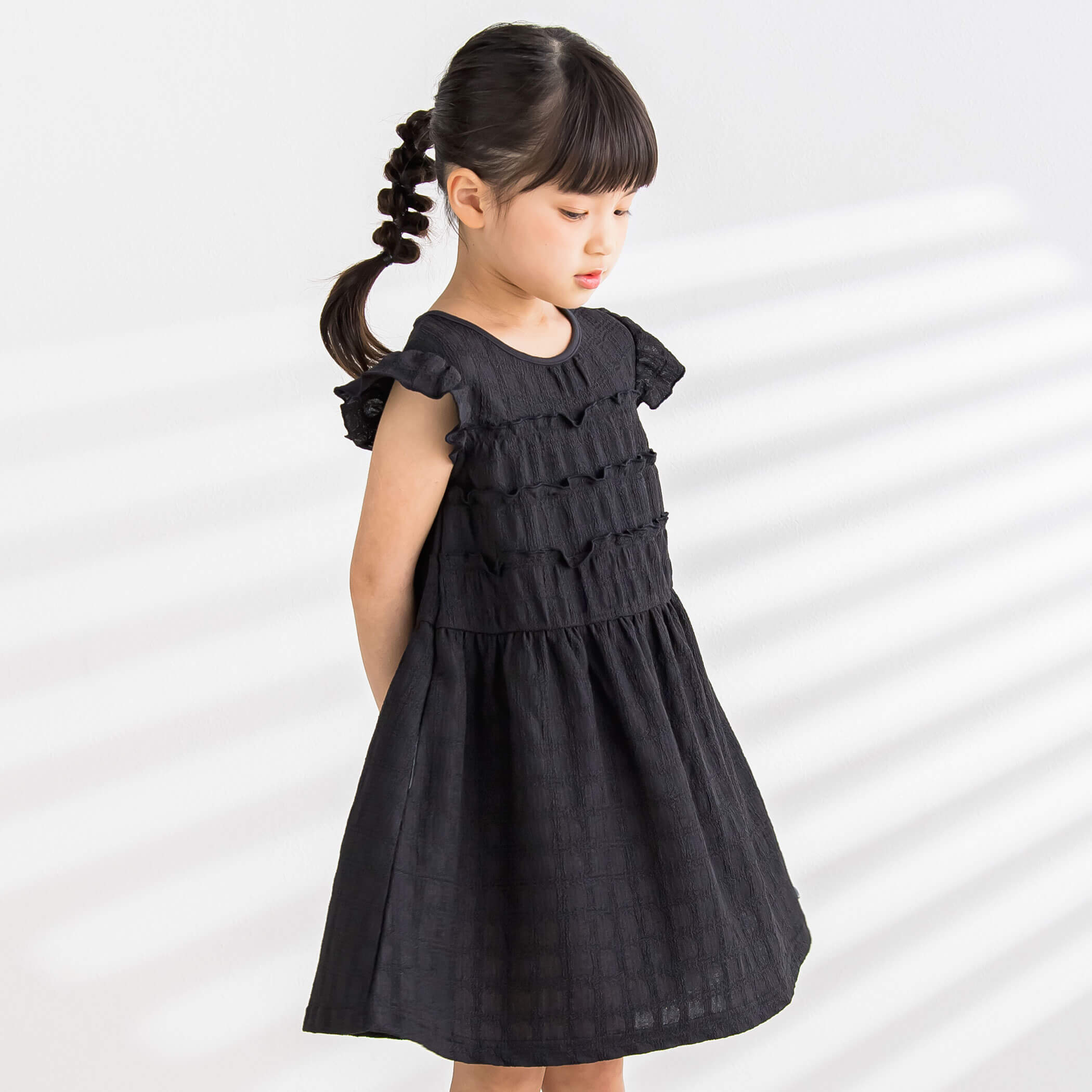 シャーリングワンピース(95~150cm)[品番：BEBK0008927]｜BeBe Petits