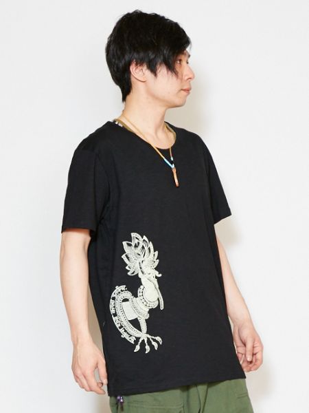 チャイハネ ストア 蓮柄tシャツ