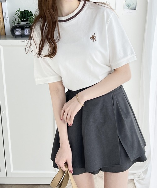 レトロ配色が可愛い。綿100%、編立リブワンポイント刺繍鹿の子Tシャツ 