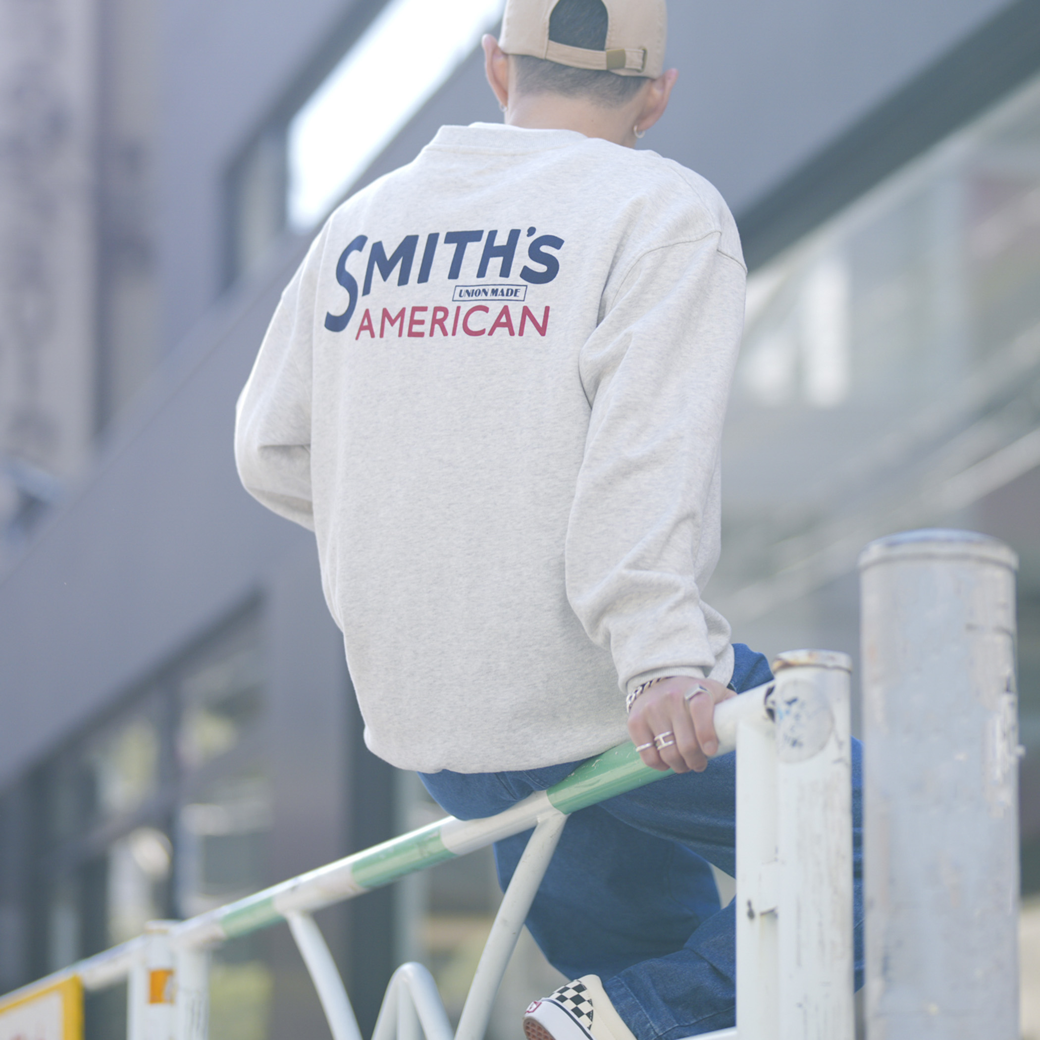 SMITH'S AMERICAN ホワイト　トレーナー　Lサイズ