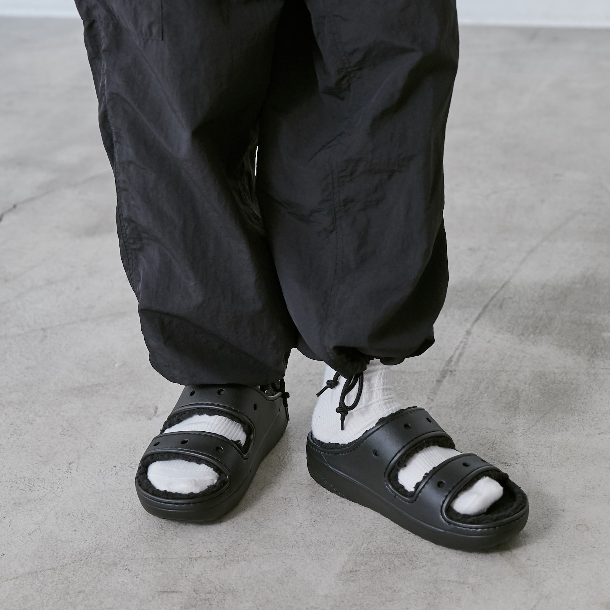 CROCS（クロックス）COZZZY SANDAL／コージーサンダル[品番 