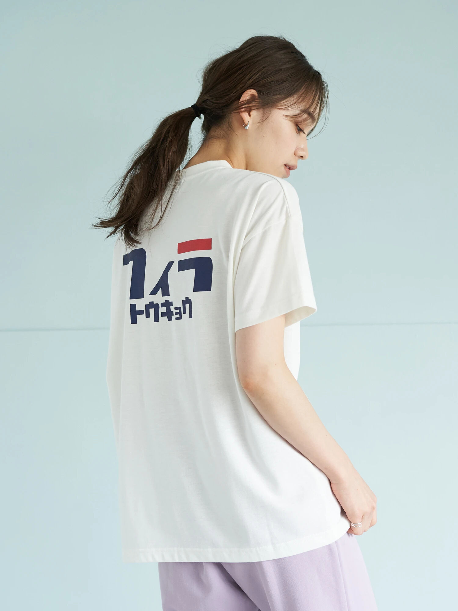 Fila トウキョウバックカタカナtシャツ 品番 Emew Earth Music Ecology アースミュージックアンドエコロジー のレディースファッション通販 Shoplist ショップリスト