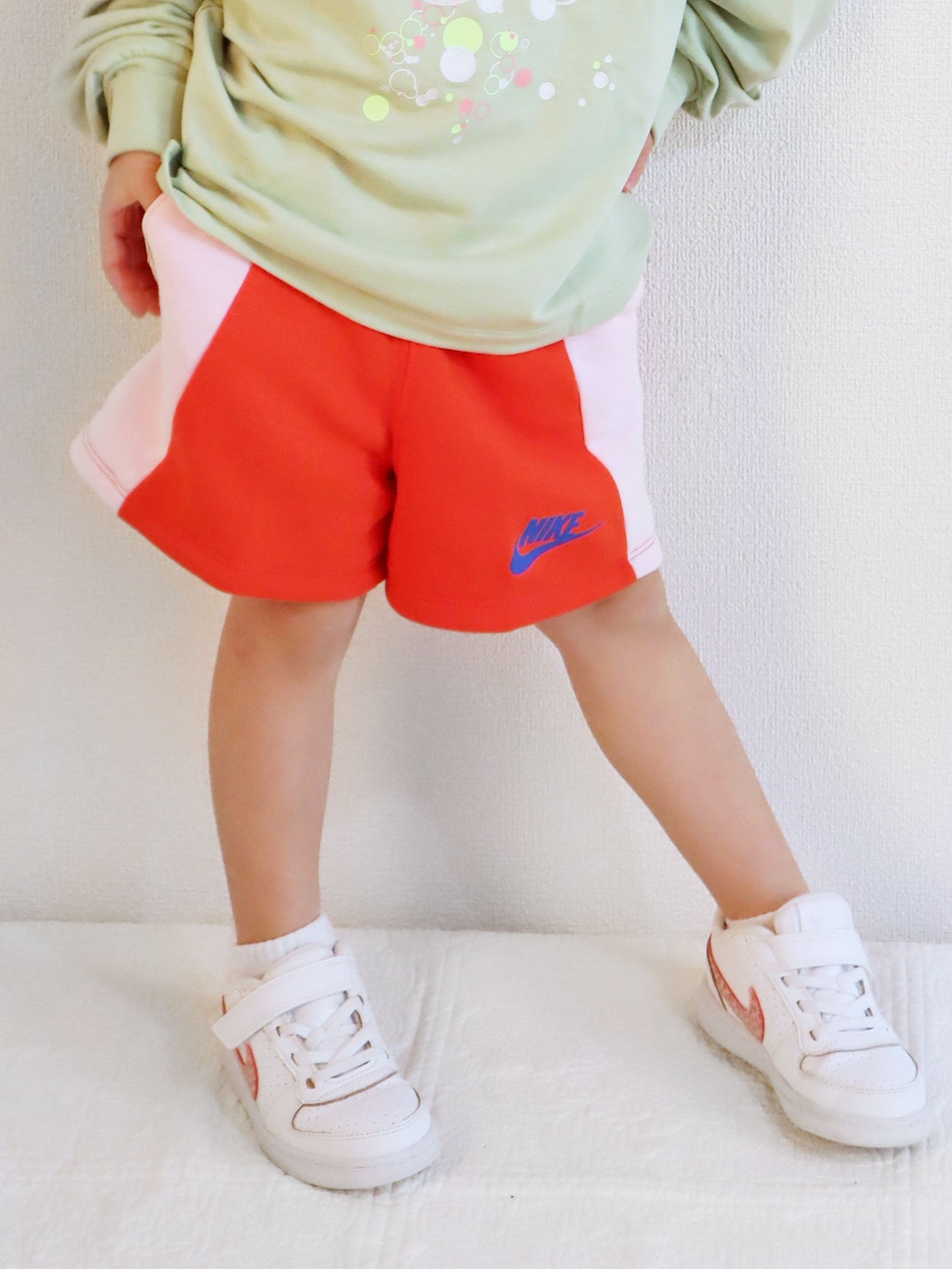 超人気の 新品未使用Nike DNA ウォームアップパンツ サイドボタン L