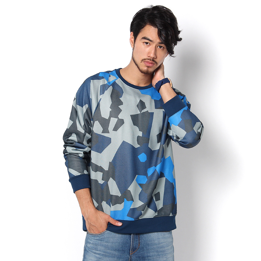 GUESS] GEO CAMO-PRINT CREW SWEAT[品番：GUEW0000333]｜GUESS【MEN