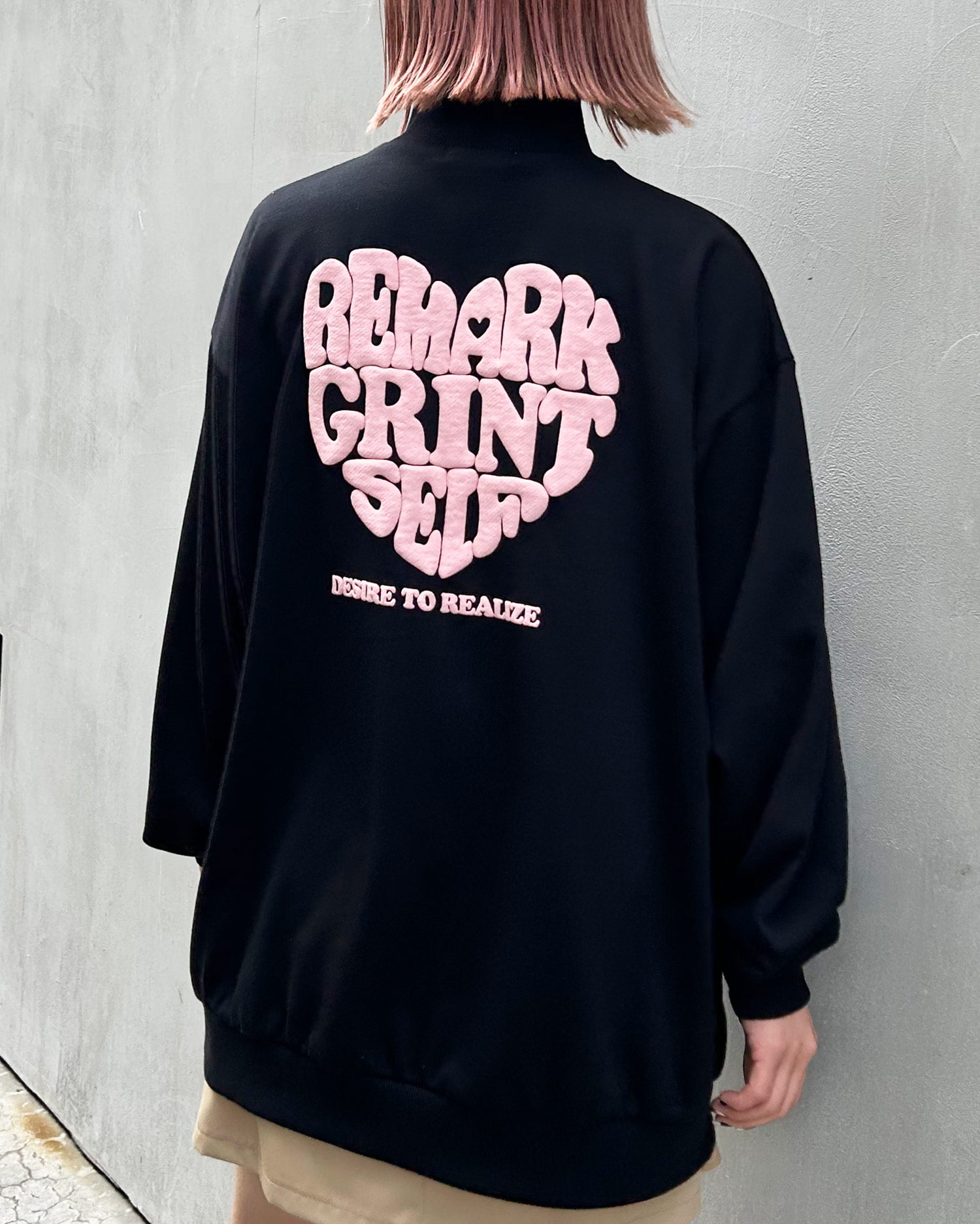 ハーフZIP Backハートロゴミニ裏毛チュニック[品番：INGW0009231]｜INGNI  （イング）のレディースファッション通販｜SHOPLIST（ショップリスト）