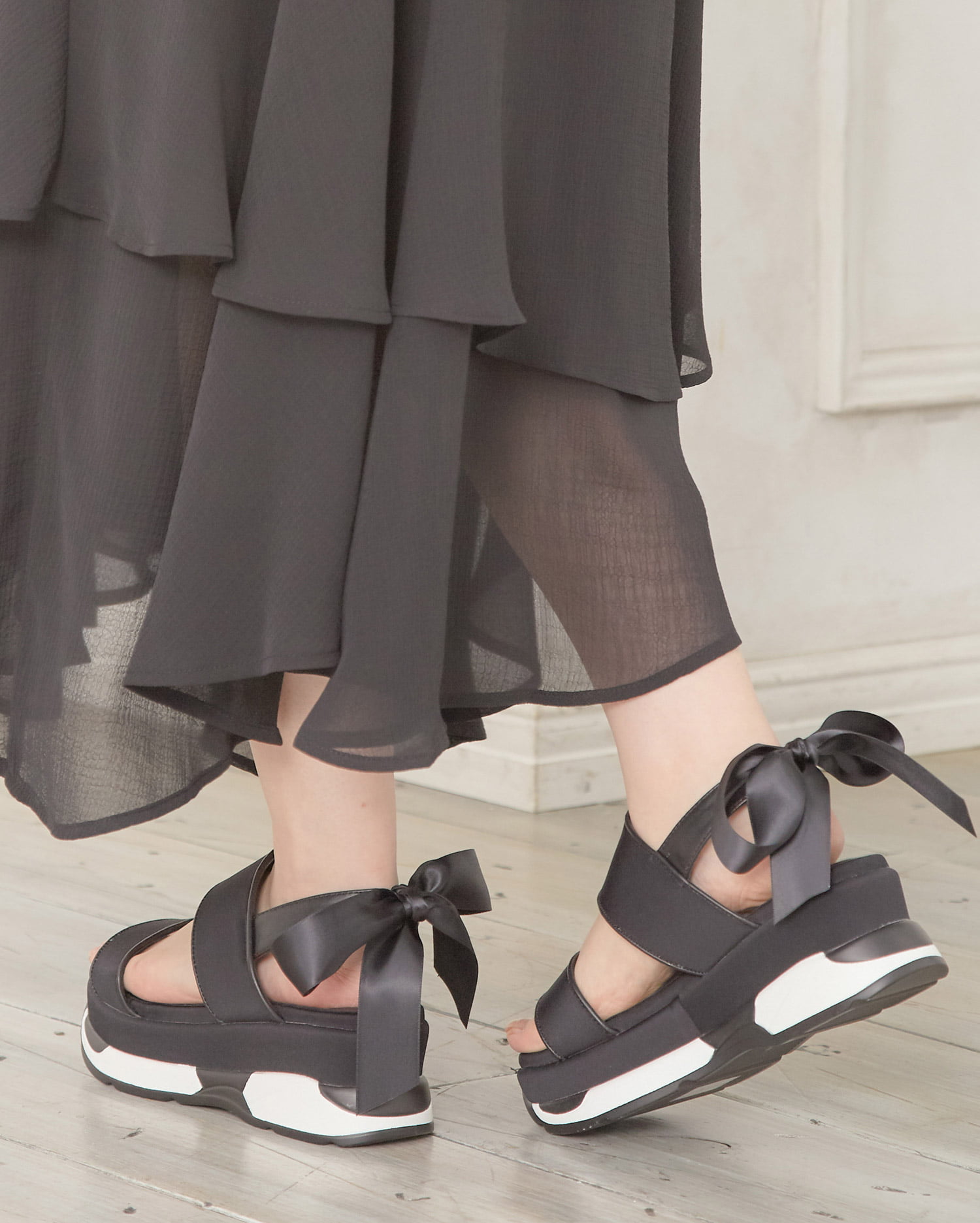 2ベルトバックリボンスポサン 品番 Ingw Ingni イング のレディースファッション通販 Shoplist ショップリスト