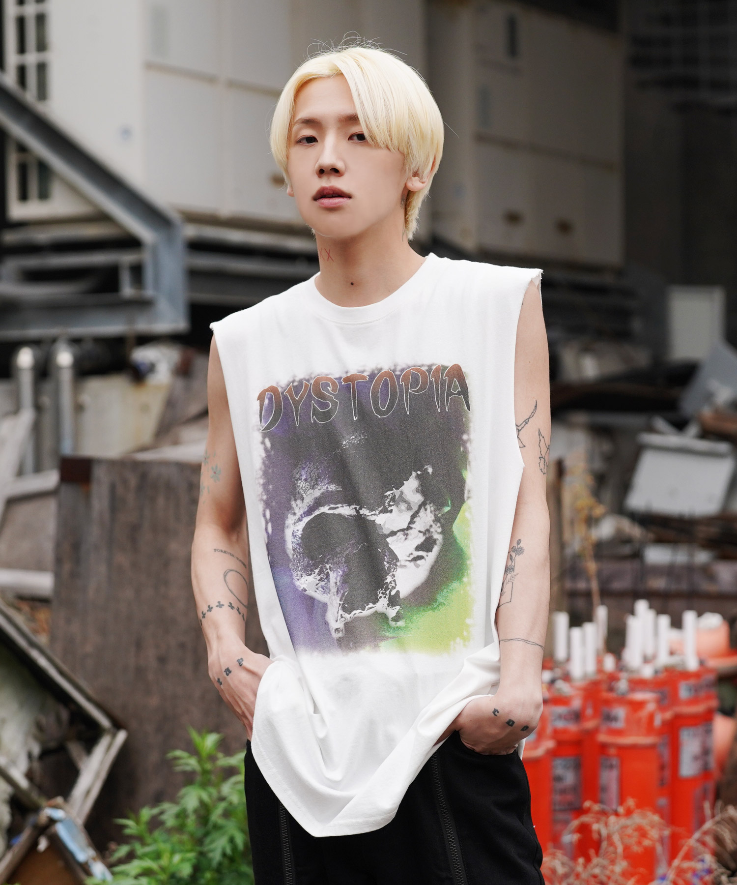 韓国 メンズ◇カットオフ ルーズ ノースリーブ プリント TEE◇[品番