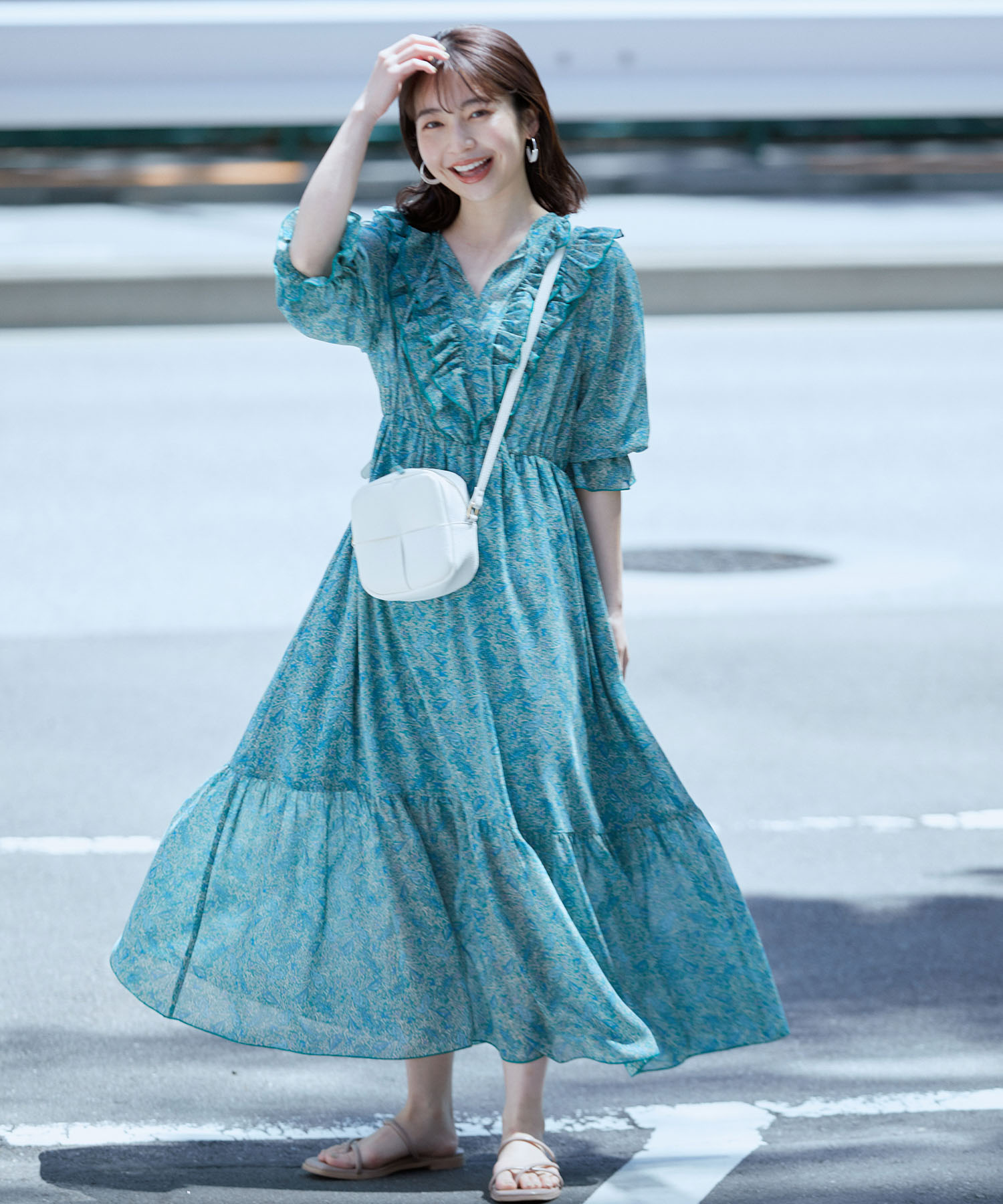 新しい到着 Hv 1901 ボレロ付き大小5段フリル付ワンピース ブルーペイズリー 日本製 フラメンコ衣装 最安値挑戦 Isas Saphiex Com