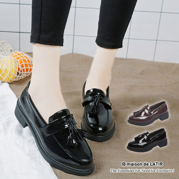 ローファー レディース 靴 おしゃれ トラッド ファッション おすすめ 小さな革靴 希少