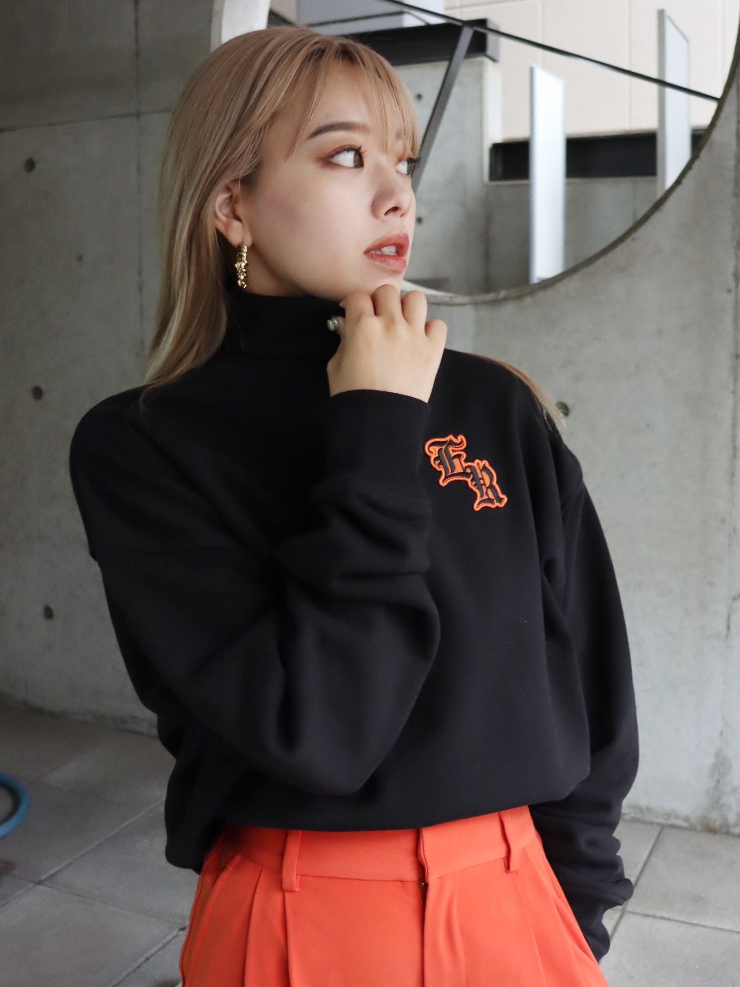 春の新作続々 moussy ベルトBLACKPINK着用 moradascascavel.com