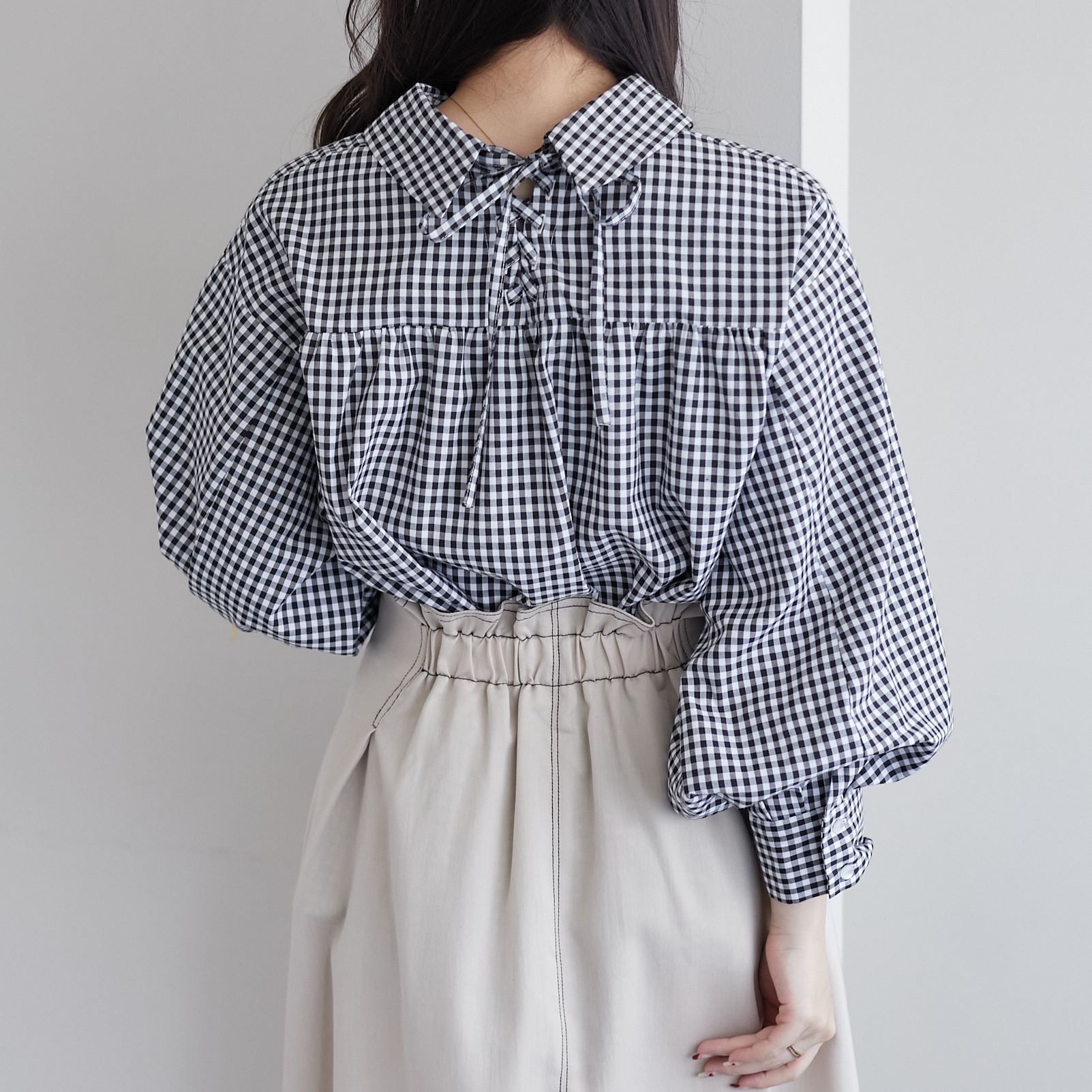 後レースアップバルーン袖ブラウス[品番：OLOW0012297]｜RMAF NICE 