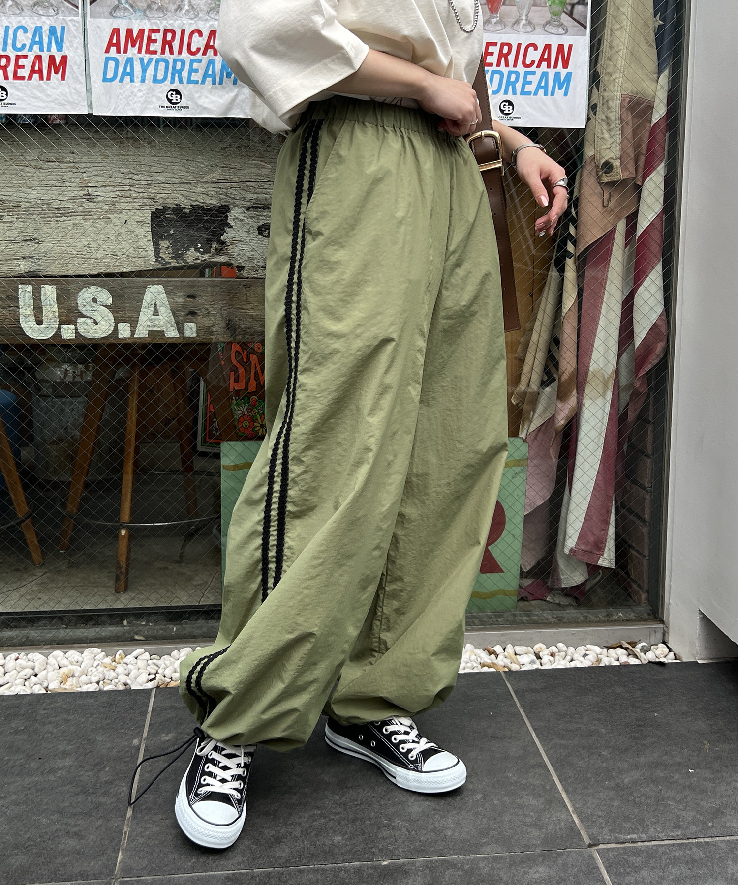 ユニセックス】ナイロンカーゴパンツ[品番：NCLW0013419]｜NICE CLAUP / OLIVE des OLIVE OUTLET（ ナイスクラップ オリーブデオリーブ アウトレット）のレディースファッション通販｜SHOPLIST（ショップリスト）