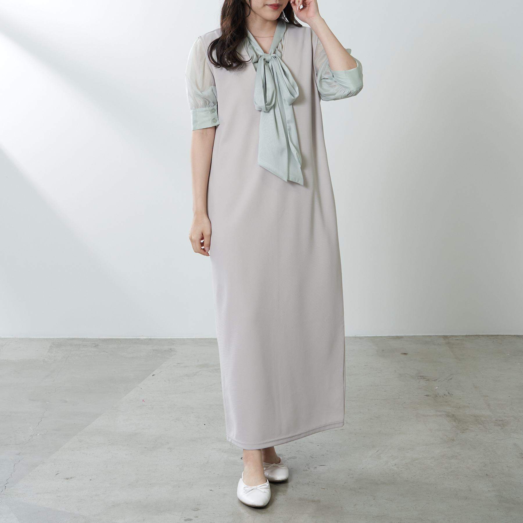 リップルVネックワンピース[品番：OLOW0010037]｜OLIVE des OLIVE