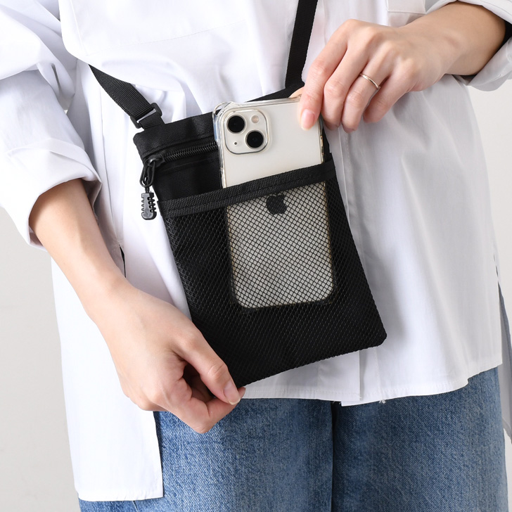 REAL STYLE ショルダーバッグのサムネイル