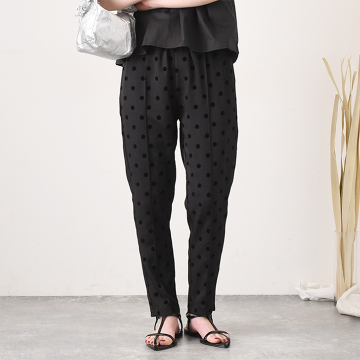 REAL STYLE テーパードパンツのサムネイル