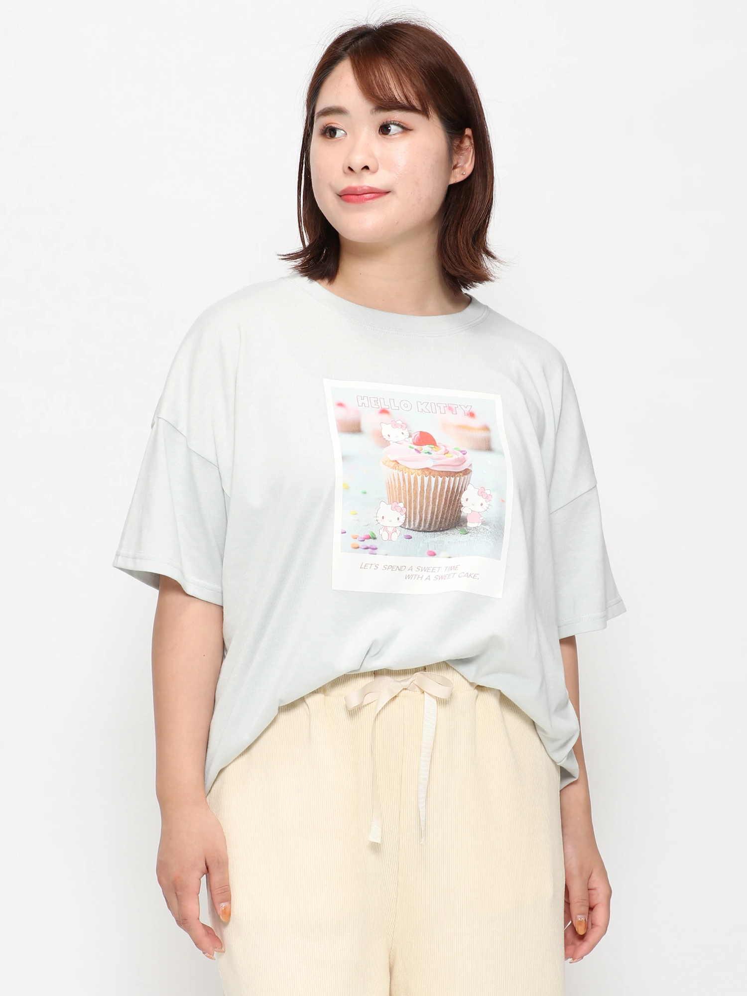 ハローキティ×カップケーキ転写Tシャツ [品番：PLMW0005020]｜Re-J＆SUPURE（リジェイアンドスプル）のレディースファッション通販｜SHOPLIST（ショップリスト）