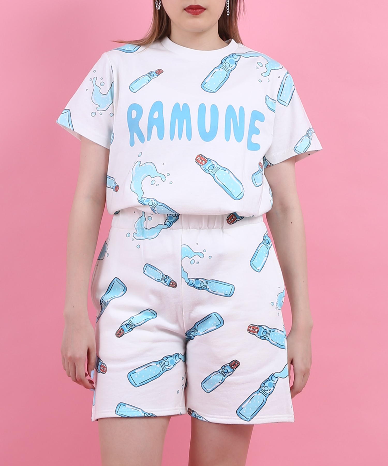 フード総柄tシャツ Ramune Shichimi 品番 Pnyw Punyus プニュズ のレディースファッション通販 毎日送料無料 Shoplist ショップリスト
