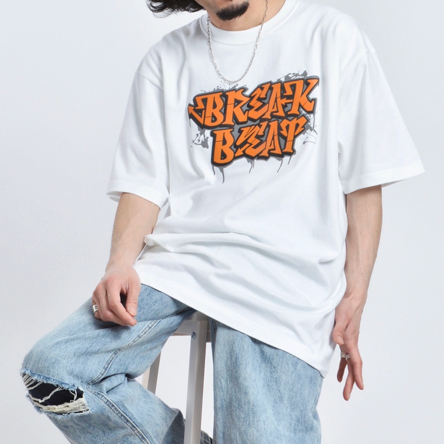 グラフィックプリントTシャツ BREAK BEAT [品番：RADM0001079