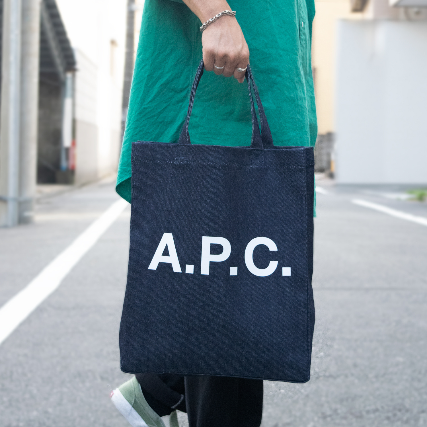 A.P.C - 【極美品】【梨花さん着用】A.P.C.「Rizzo Teddy」レザースタジャンの通販 by 天藍堂 USEDブランド品専門店's  shop｜アーペーセーならラクマ