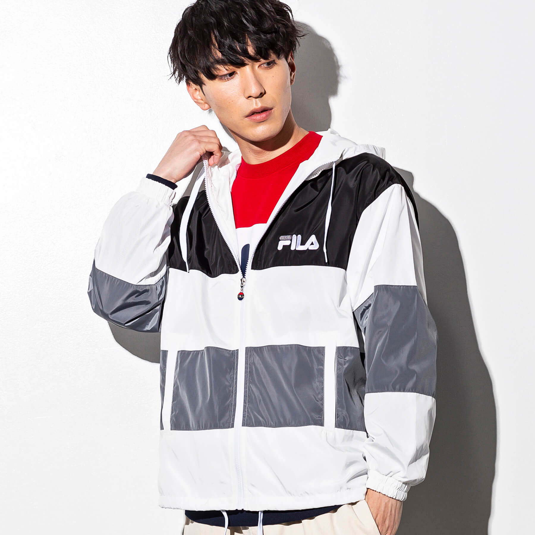 可愛すぎるフェミニンデザイン♪ FILA フィラ 赤 バイカラー 切り替え