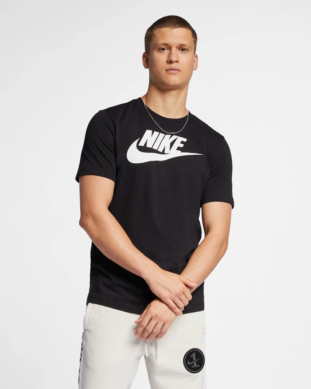 開店祝い ナイキ NIKE フューチュラ アイコン S Tシャツ メンズスポーツウェア 半袖シャツ メンズ BLACK WHITE  AR5005-010 iauoe.edu.ng