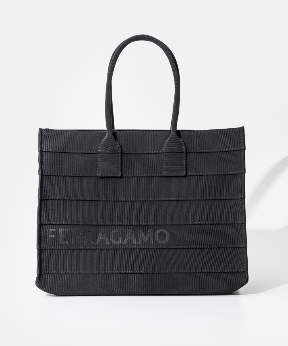 ☆大人気☆ Ferragamo 本革 トラベルバッグ ブラック のたまい 大容量 旅行鞄