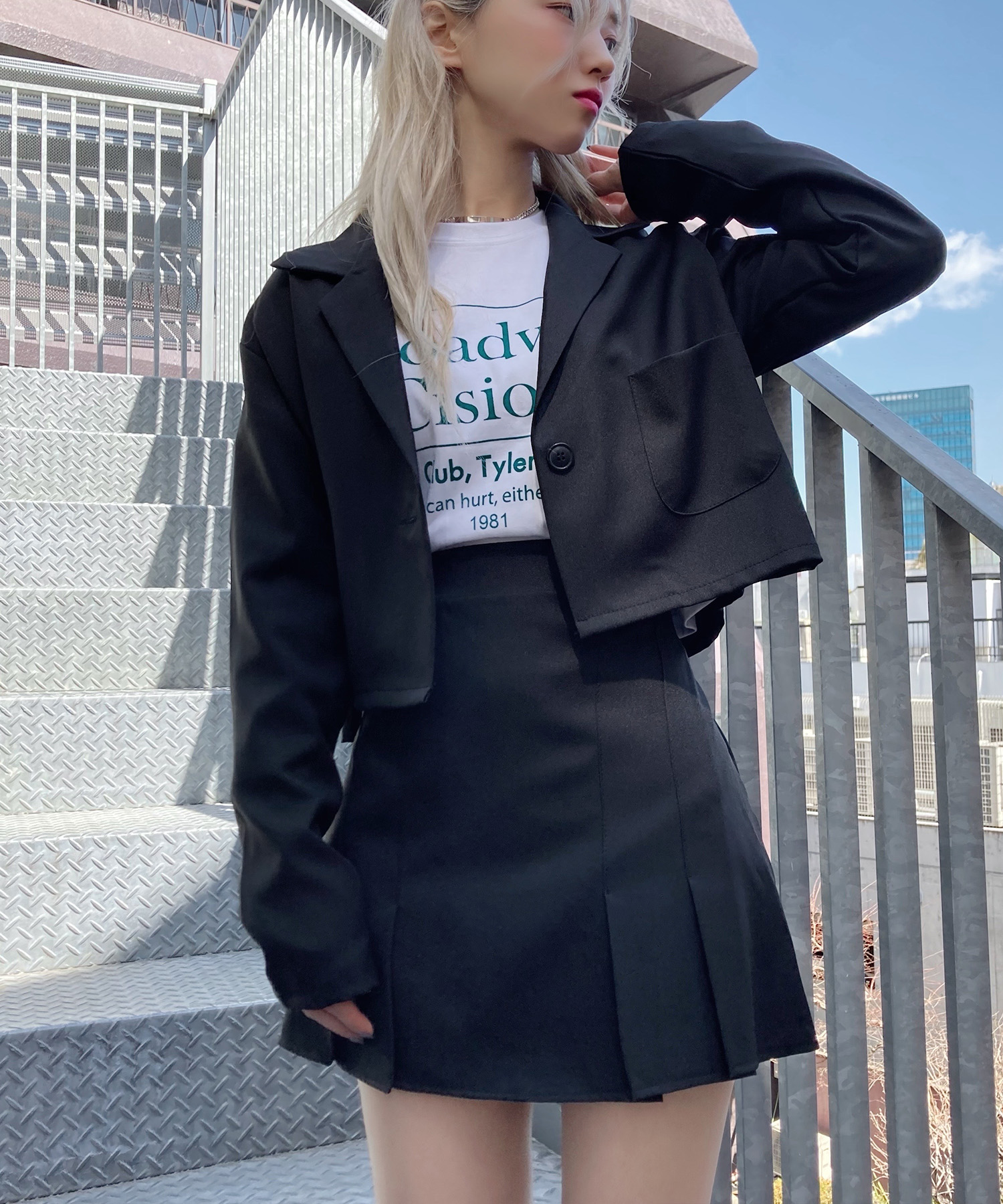 ブラック】クロップドテーラードジャケット 韓国 韓国ファッション