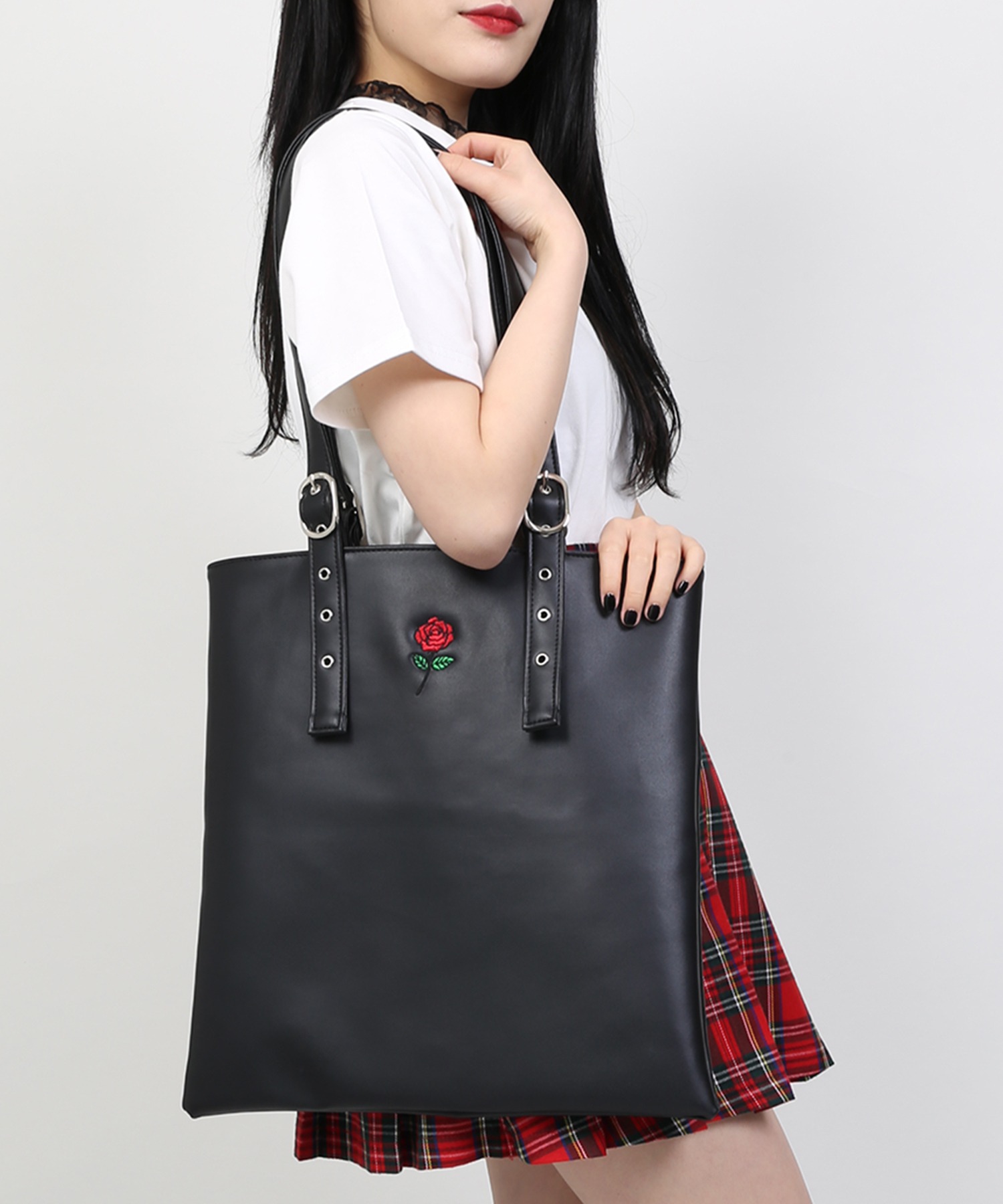 【WC】バラ刺繍フェイクレザートートバッグ[品番：WG010074393]｜WEGO【WOMEN】（ウィゴー）のレディースファッション通販｜SHOPLIST（ショップリスト）