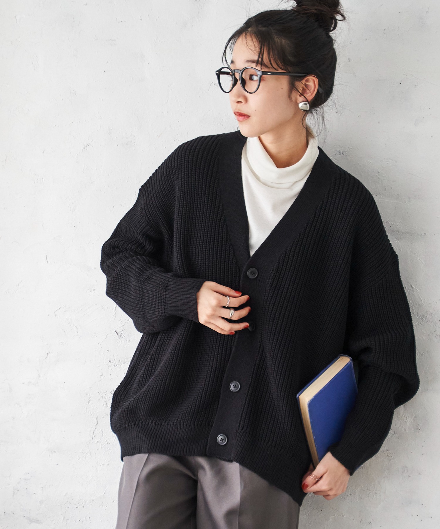 【ホワイト】オーバーフィットカーディガン[品番：WG010089650]｜WEGO【WOMEN】（ウィゴー）のレディースファッション通販｜SHOPLIST（ショップリスト）