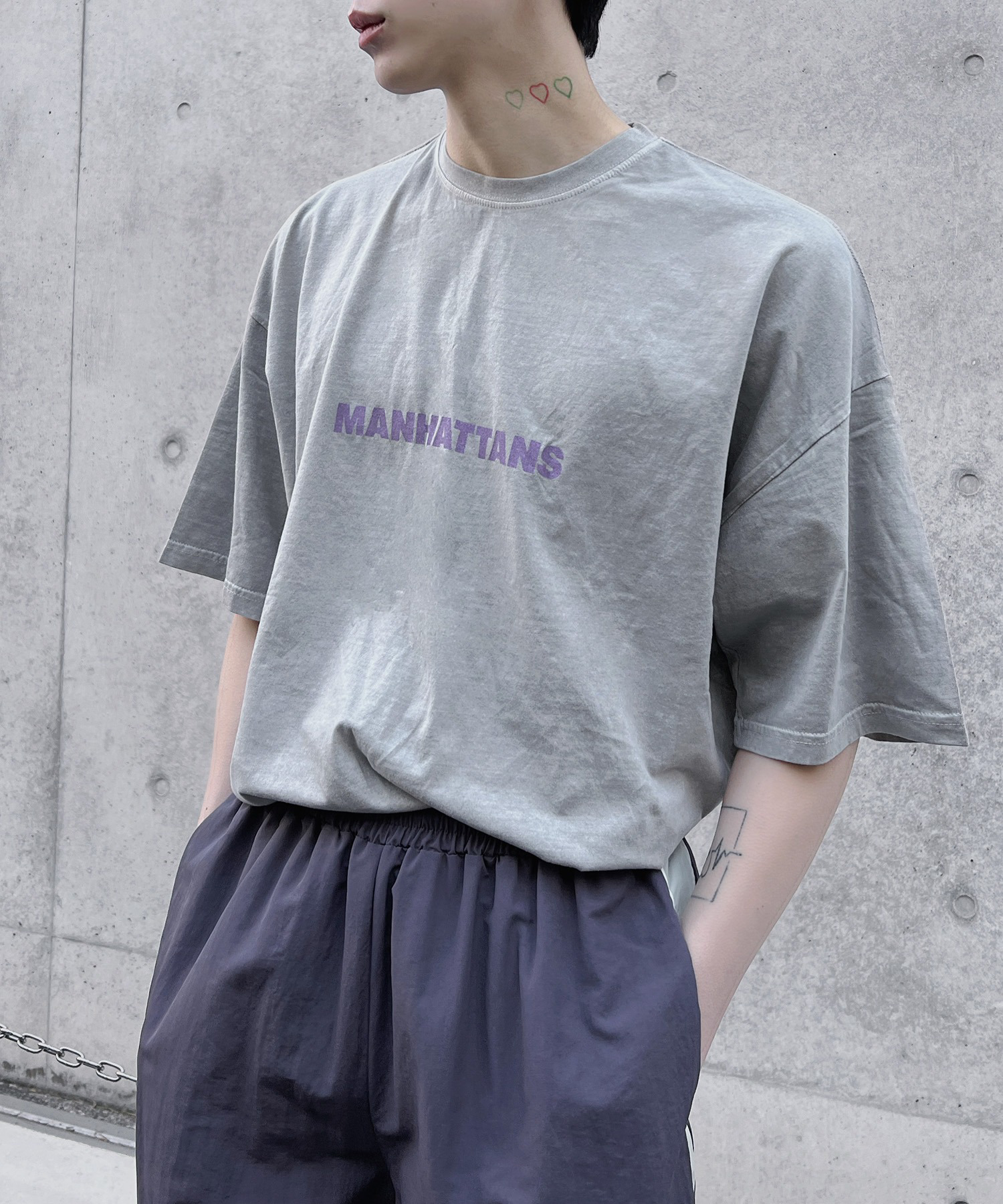 MANHATTANS Tシャツ 韓国[品番：WG010087400]｜WEGO【WOMEN