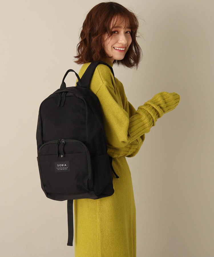 多ポケ/軽量/ポケ7/PC収納パット入り/ユニセックス】撥水ナイロン